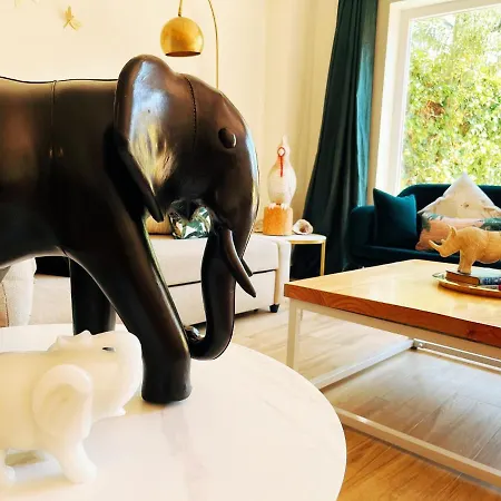 Cheerful Townhouse Center 5 Bedrooms Pool And Terrace Ferienhaus Sitges